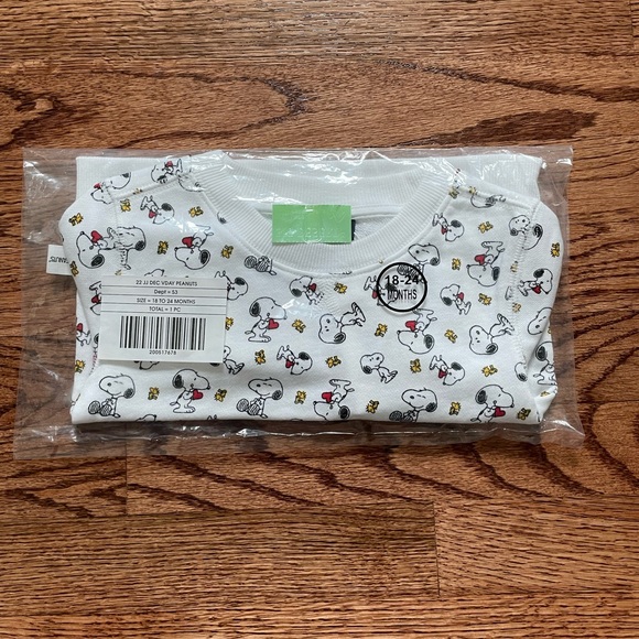 NWT Janie and Jack Peanuts Collaboration Snoopy Sweatshirt - Picture 2 of 3